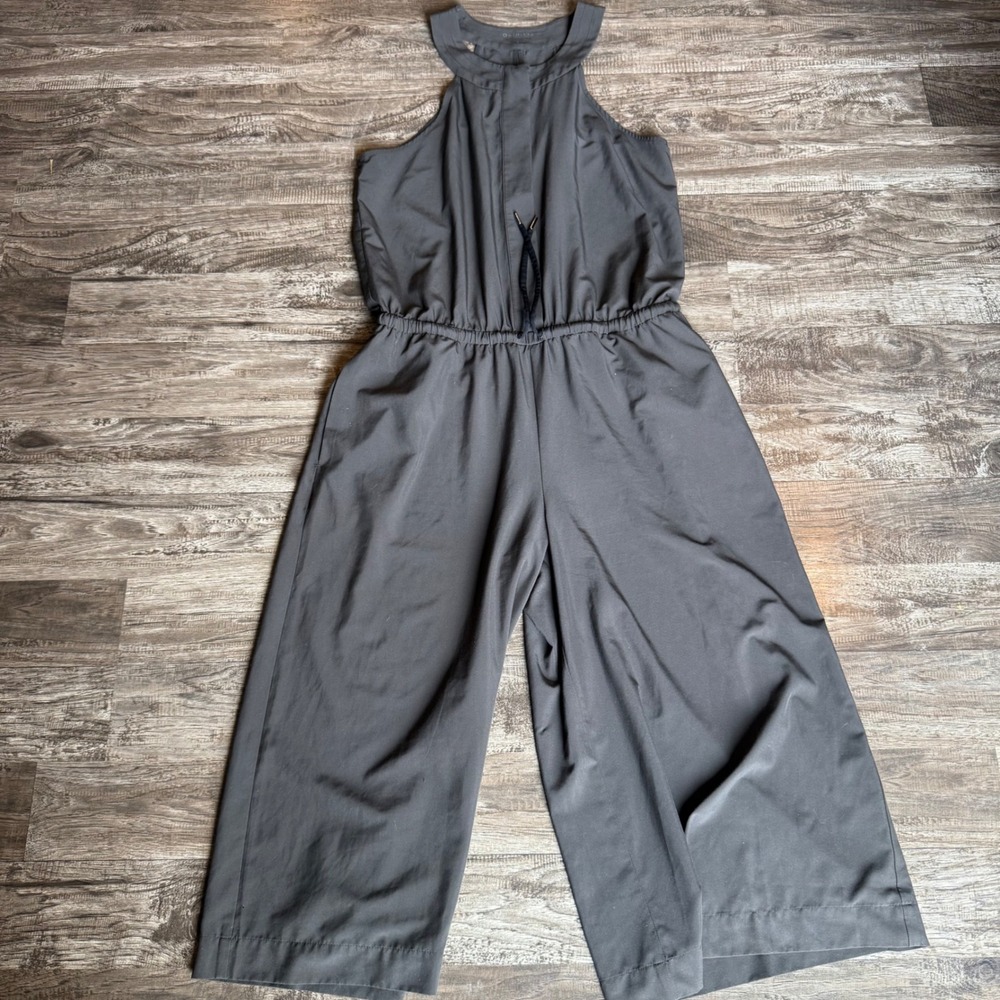 Athleta Mercer Gray Romper Jumpsuit‎ Wide Leg Quick Drying Pockets Size 6 - Picture 2 of 11